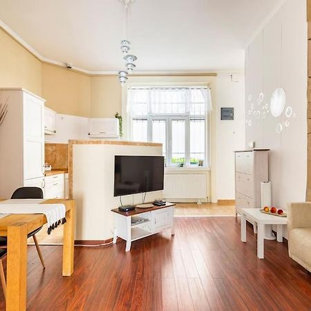 Annicku'S Stylish Budapest Apartment Exterior foto